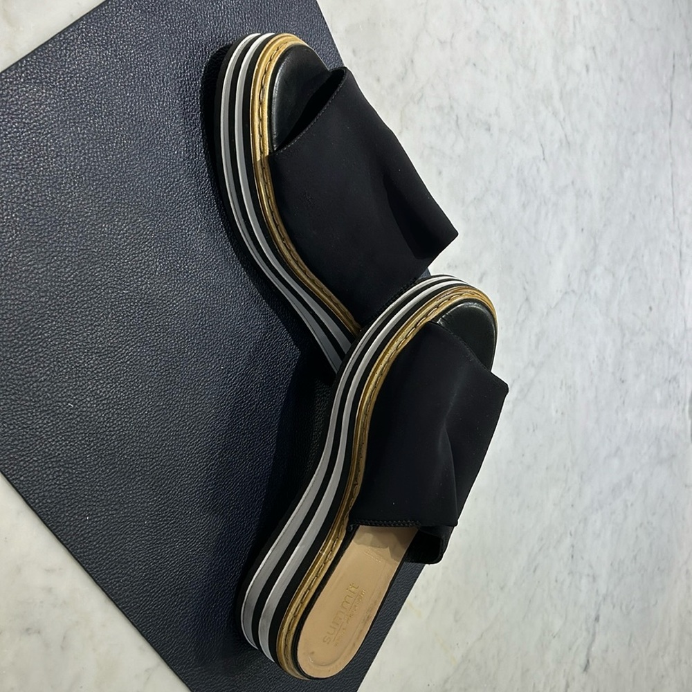 Summit by White Mountain Platform Sandals